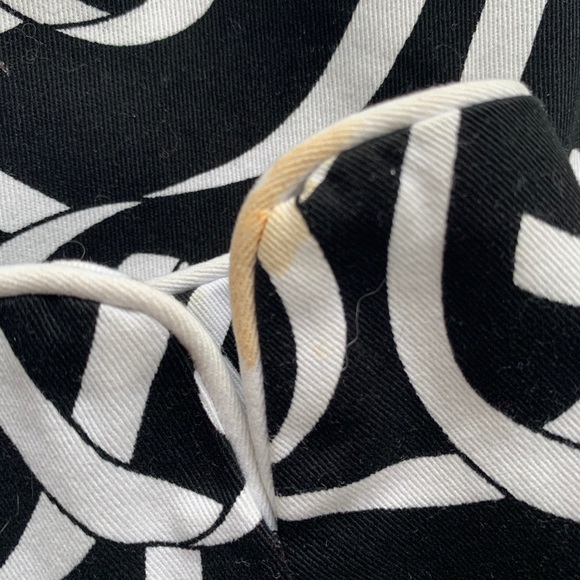 Alexandra Bartlett Black and White Jacket - Picture 5 of 5